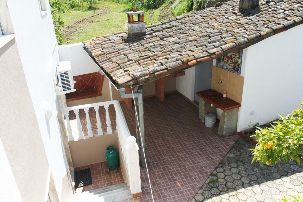 Casa Do Neto Tiago Villa Fundão Exterior photo